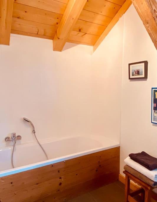 Chalet La Grange Seytroux Екстер'єр фото