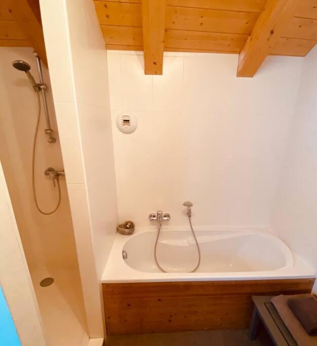 Chalet La Grange Seytroux Екстер'єр фото