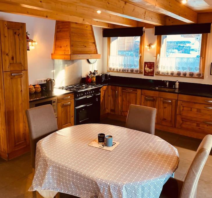 Chalet La Grange Seytroux Екстер'єр фото